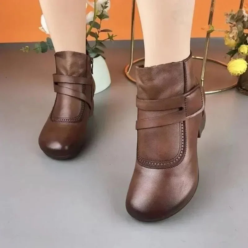 Stützende und stilvolle orthopädische Stiefel