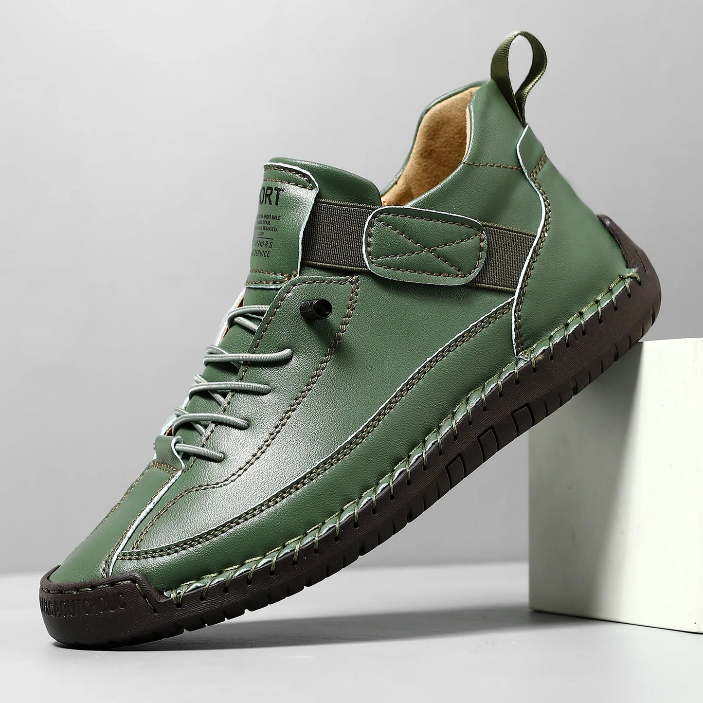 Bequeme und modische orthopädische Stiefel