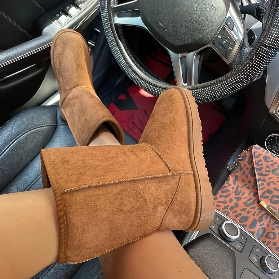 Modische und stützende orthopädische Stiefel
