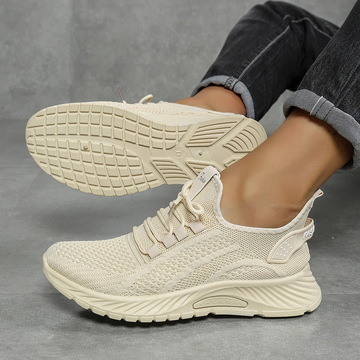 Lässige und stützende orthopädische Schuhe