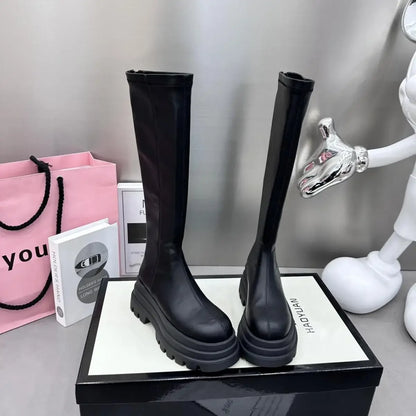 Vielseitige und stützende orthopädische Stiefel