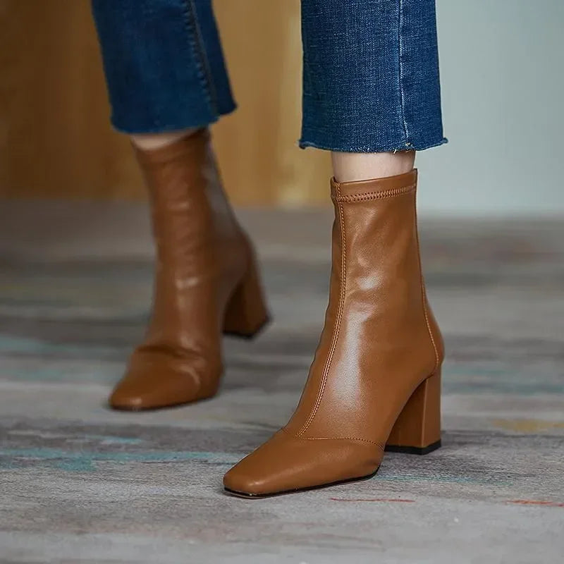 Bequeme Orthopädische Stiefel für den Alltag