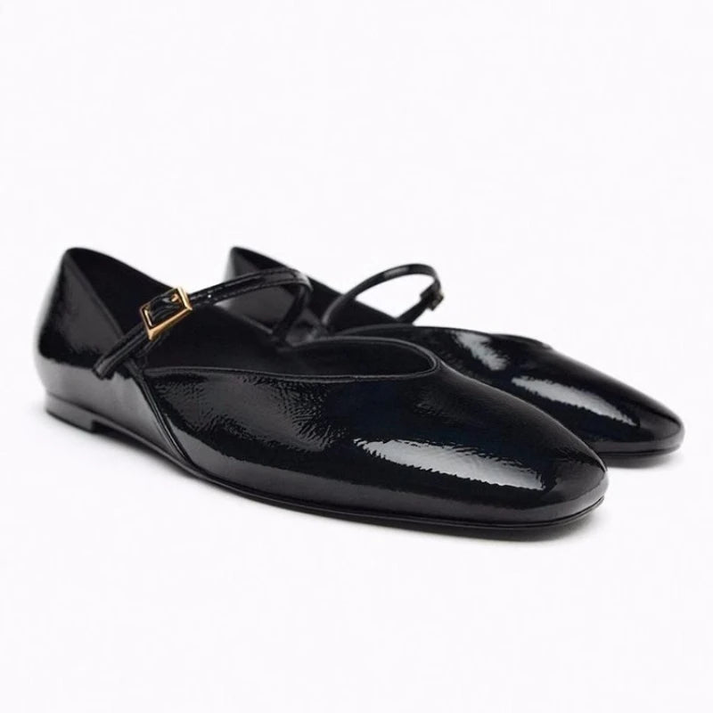 Modische und stützende orthopädische Ballerinas