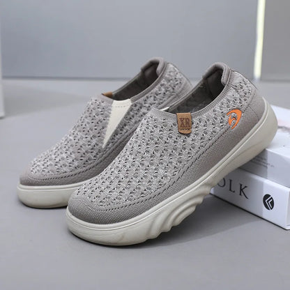 Bequeme und modische orthopädische Schuhe