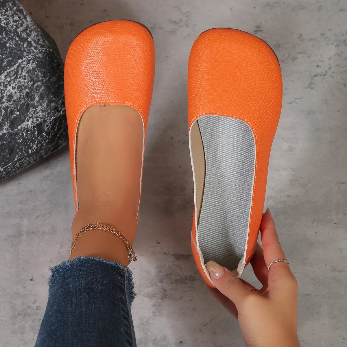 Elegante und stützende orthopädische Schuhe