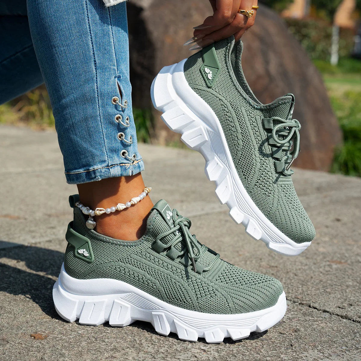 Lässige und stützende orthopädische Schuhe