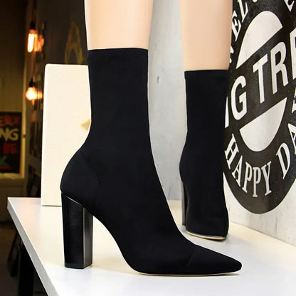 Klassische Orthopädische Stiefel mit zeitlosem Stil