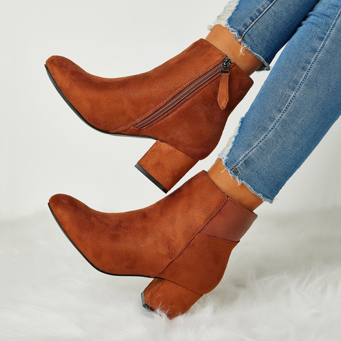Schicke Orthopädische Stiefel mit einzigartigem Design