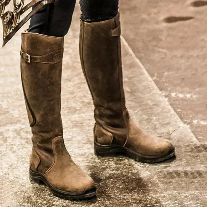 MW | Schlanke und stützende orthopädische Schuhe