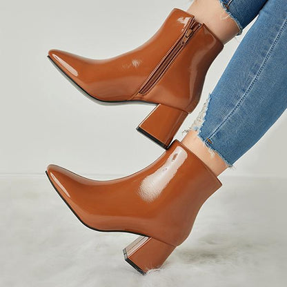 Schicke Orthopädische Stiefel mit einzigartigem Design