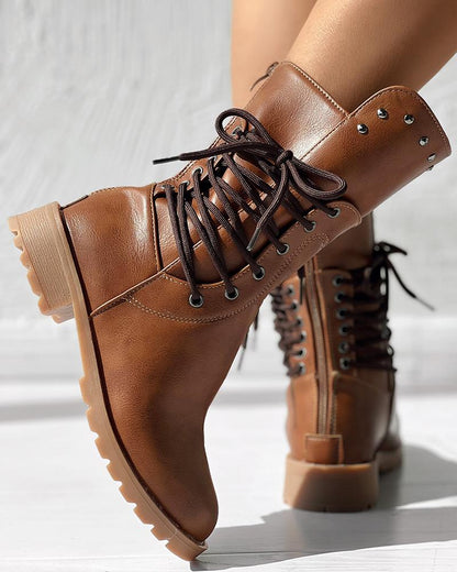 Klassische Orthopädische Stiefel mit zeitlosem Stil