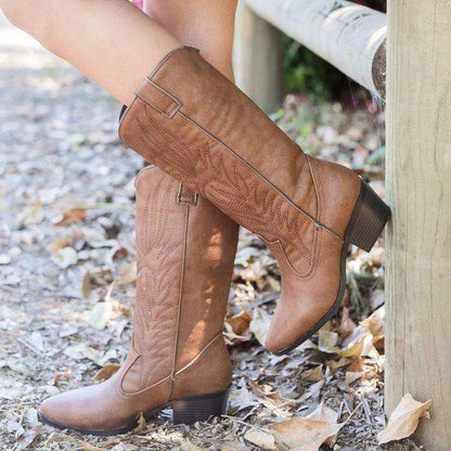 Klassische Orthopädische Stiefel mit zeitlosem Stil