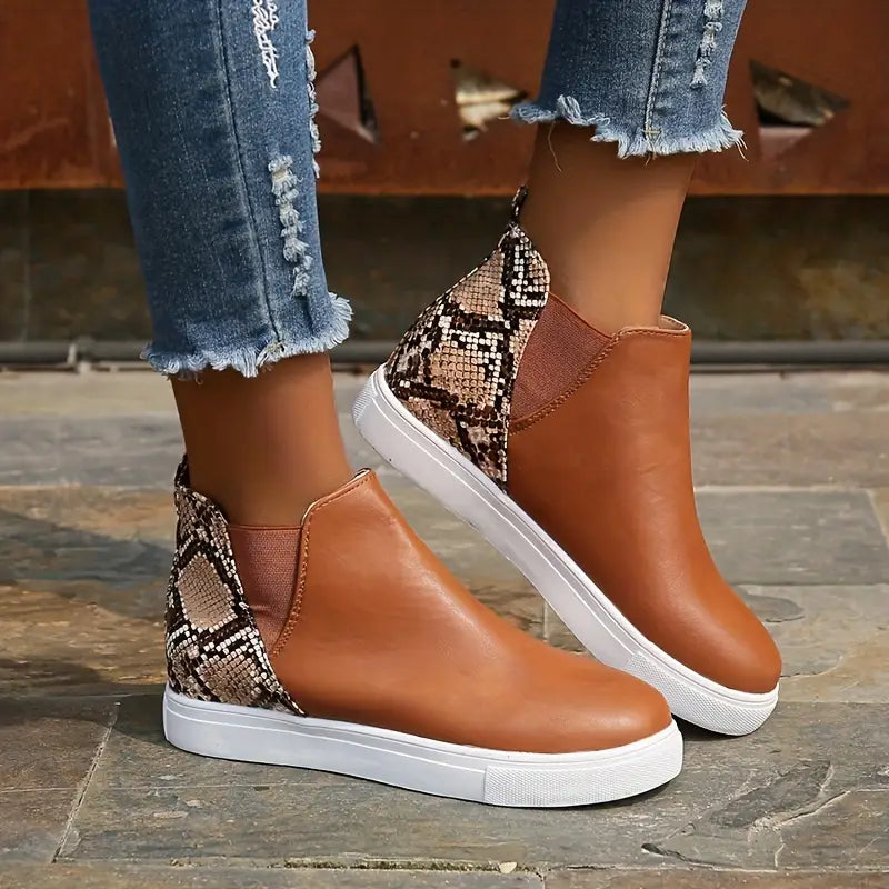 Klassische Orthopädische Stiefel mit zeitlosem Stil