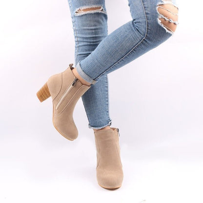 Anmutige Orthopädische Stiefel für modernen Look