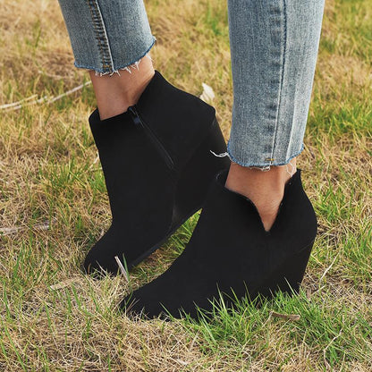Klassische Orthopädische Stiefel mit zeitlosem Stil