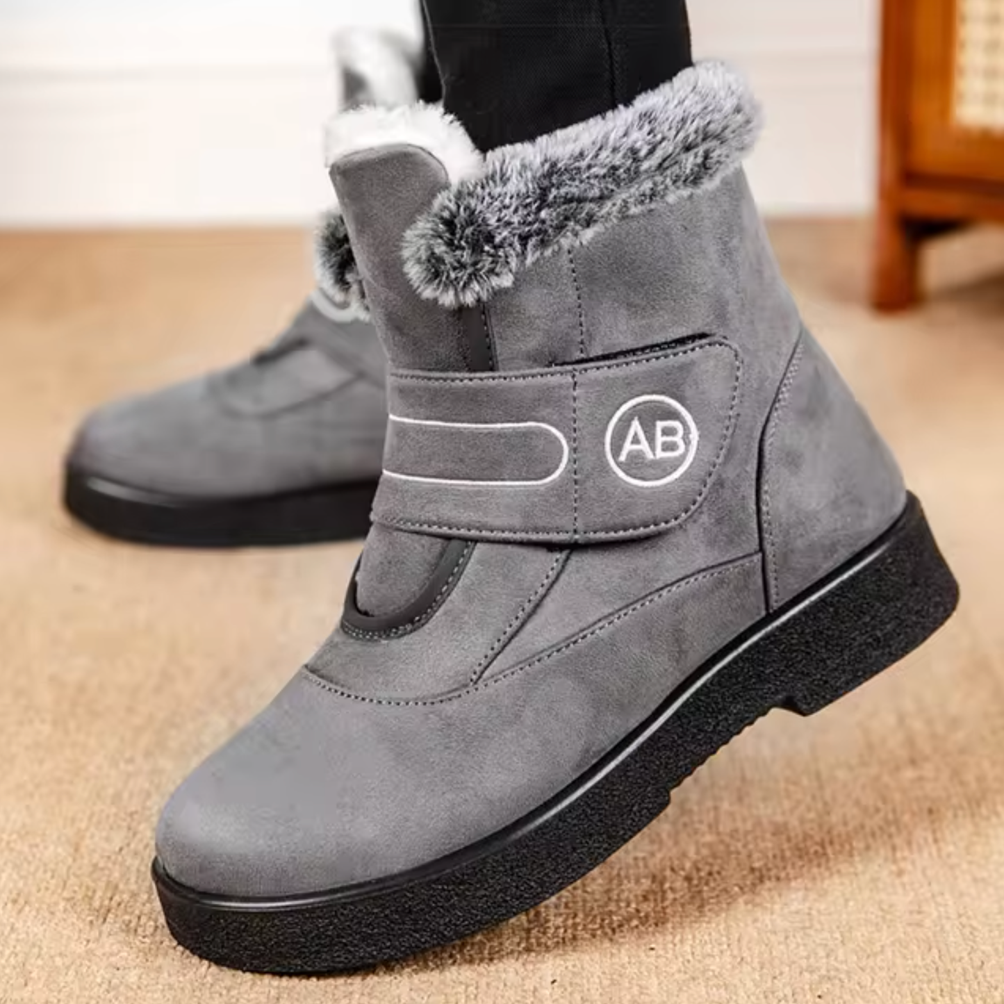 Anmutige Orthopädische Stiefel für modernen Look