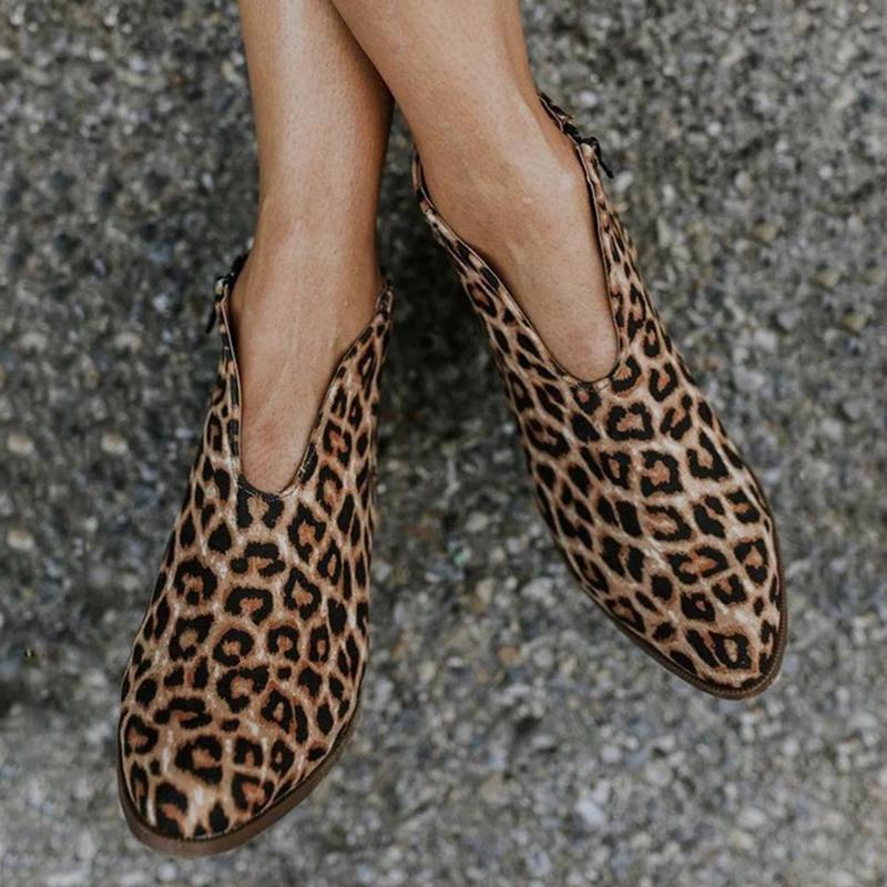 Anmutige Orthopädische Stiefel für modernen Look