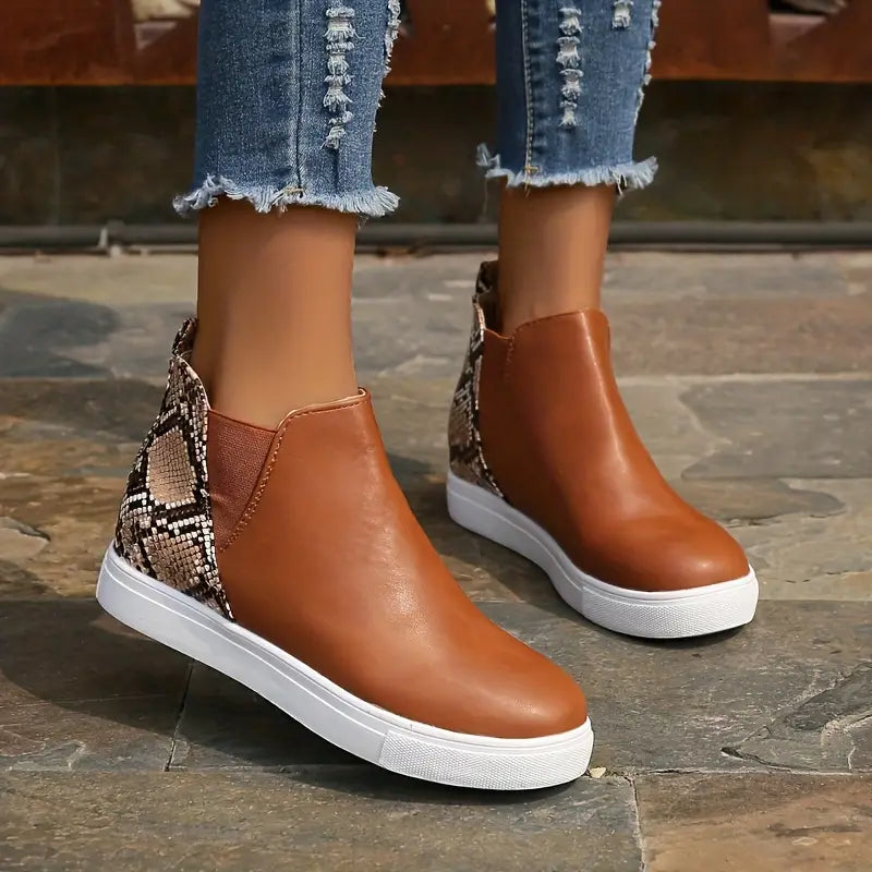 Klassische Orthopädische Stiefel mit zeitlosem Stil
