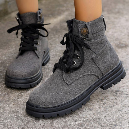 Klassische Orthopädische Stiefel mit zeitlosem Stil