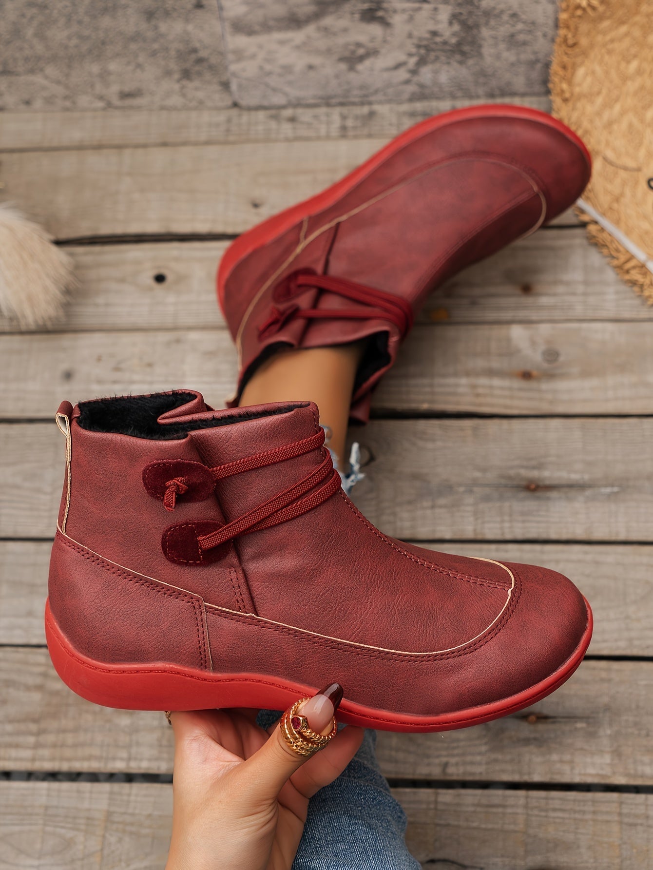 Schicke Orthopädische Stiefel mit einzigartigem Design