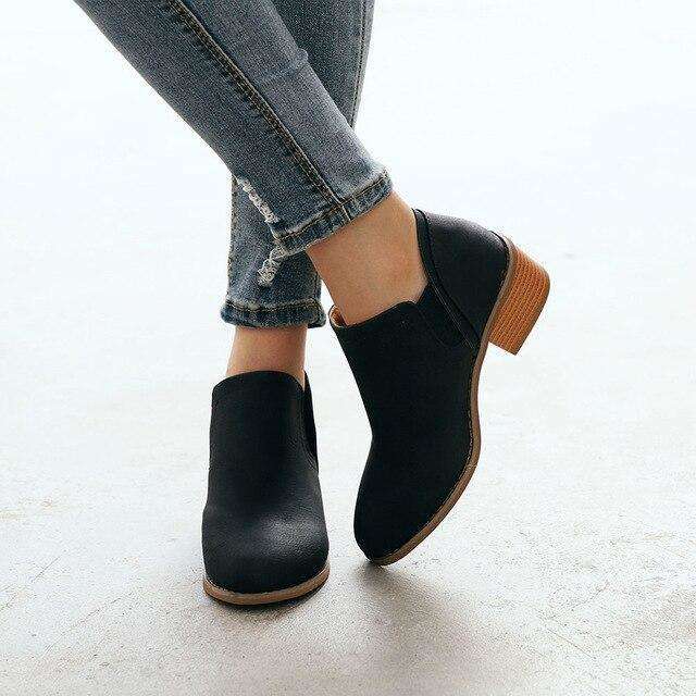 Schicke Orthopädische Stiefel mit einzigartigem Design