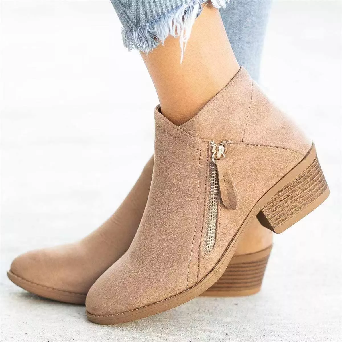Schicke Orthopädische Stiefel mit einzigartigem Design