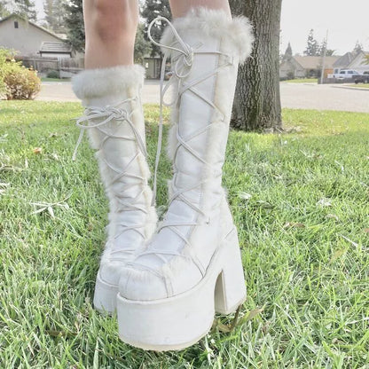 Schicke Orthopädische Stiefel mit einzigartigem Design