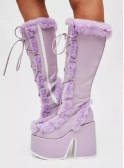 Schicke Orthopädische Stiefel mit einzigartigem Design