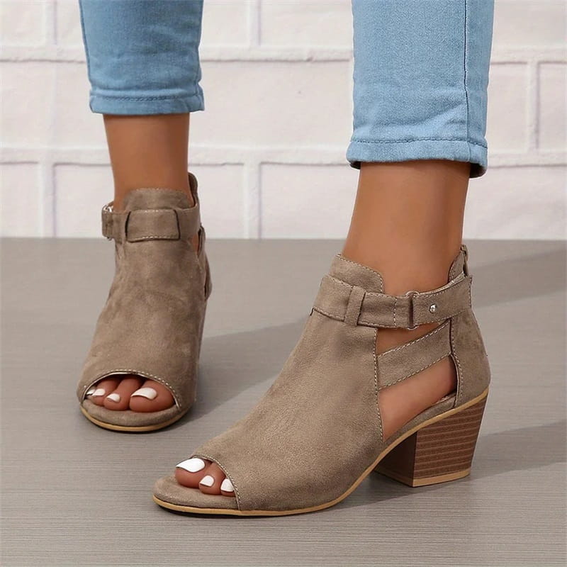MW | Peep Toe Stiefel mit klobigen Absätzen