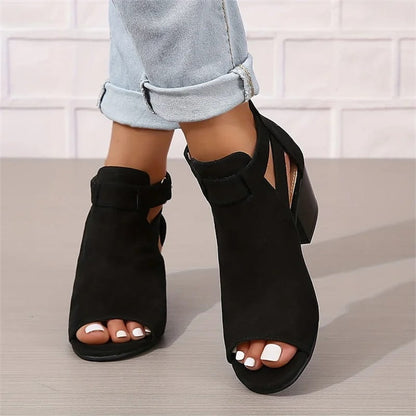 MW | Peep Toe Stiefel mit klobigen Absätzen