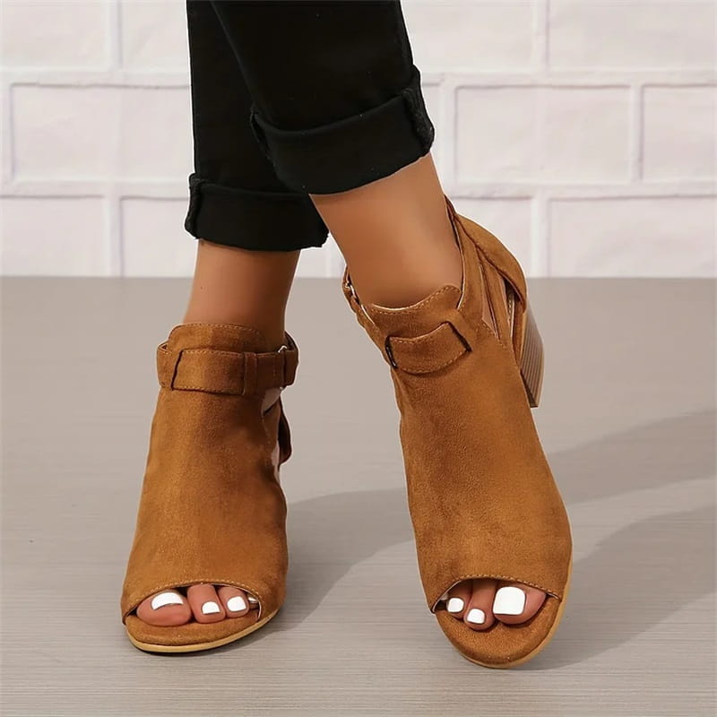 MW | Peep Toe Stiefel mit klobigen Absätzen