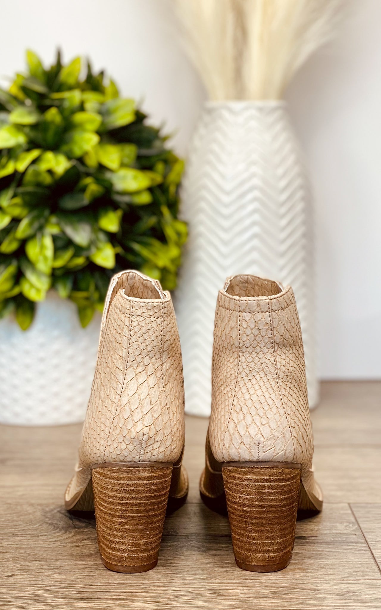 Anmutige Orthopädische Schuhe für modernen Look