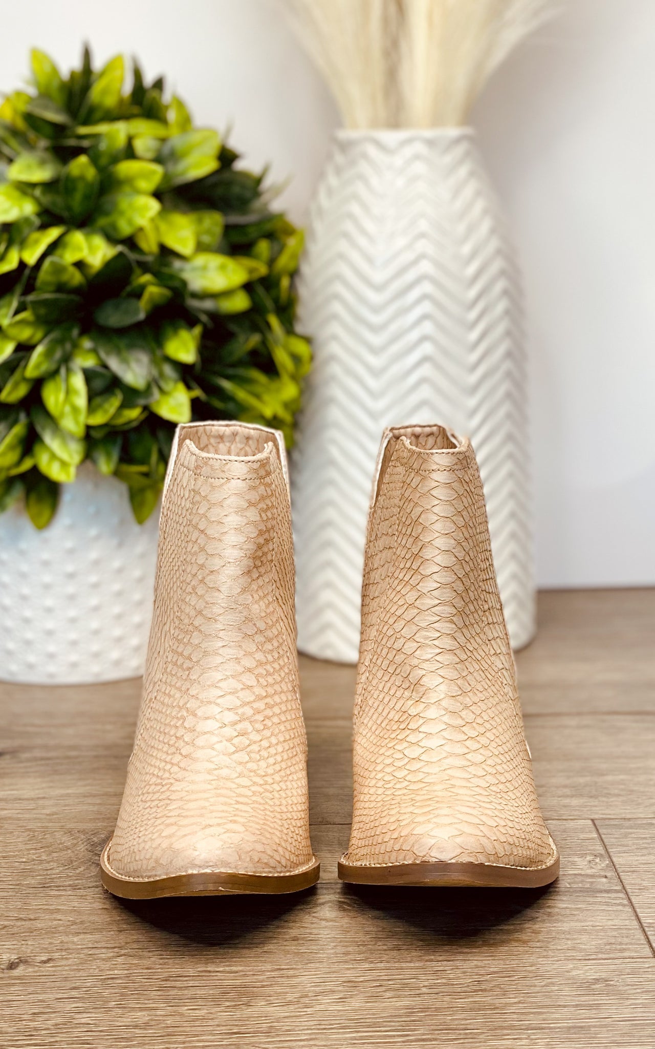 Anmutige Orthopädische Schuhe für modernen Look