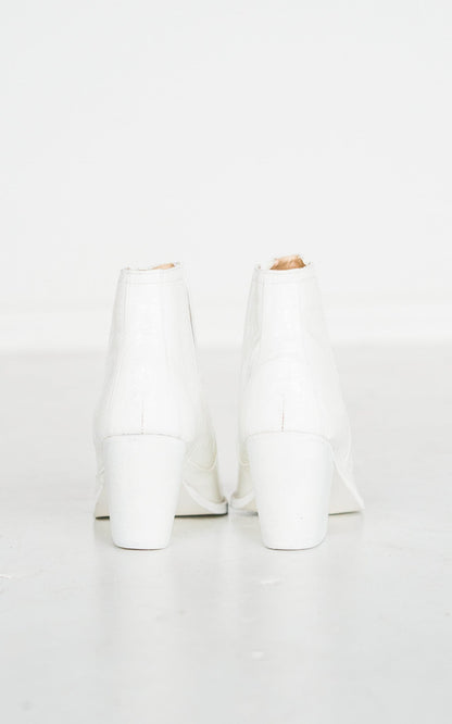 Klassische Orthopädische Stiefel mit zeitlosem Stil