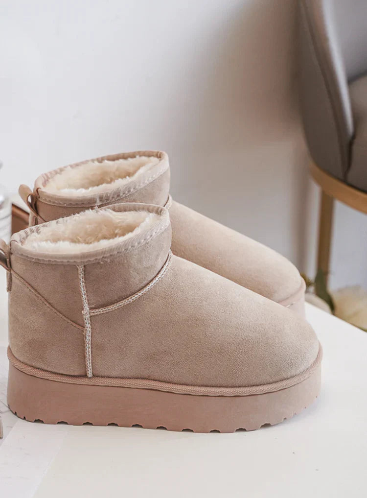 Anmutige Orthopädische Stiefel für modernen Look